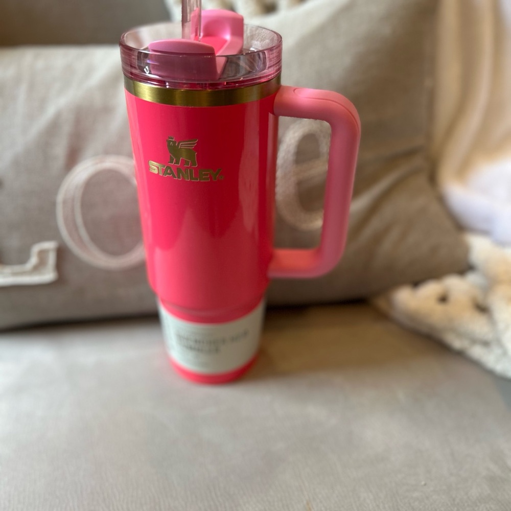 Stanley Bright Pink Travel Mug with Handle